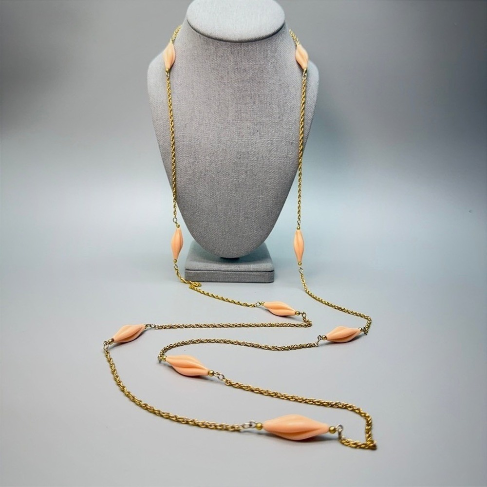 Napier Vintage Long Gold Tone Station Peach Bead Necklace‎ 60" Opera Flapper